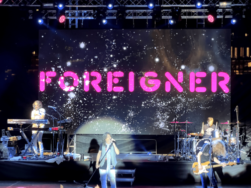 Foreigner 